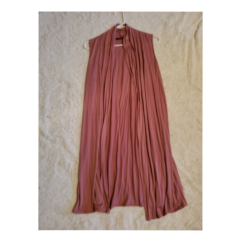 Sleeveless cardigan